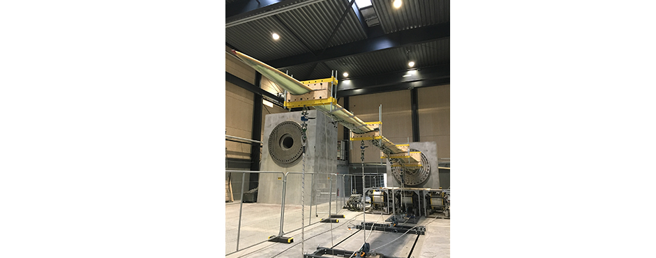 Blade static test in DTU Large Scale Facility, Photo: Xiao Chen